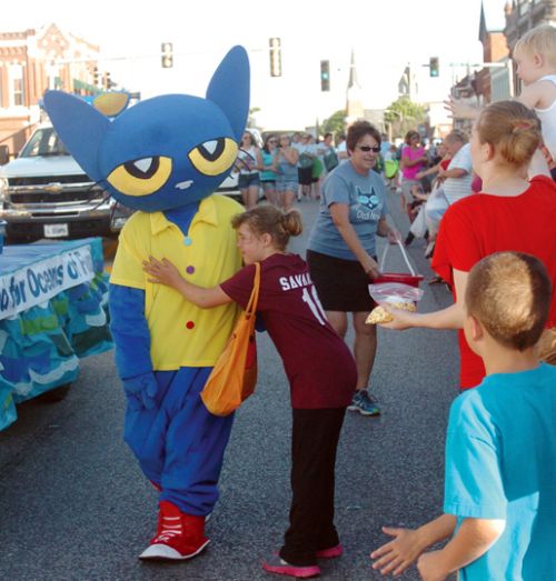 Pete the cat in the jersey county fair parade 2014